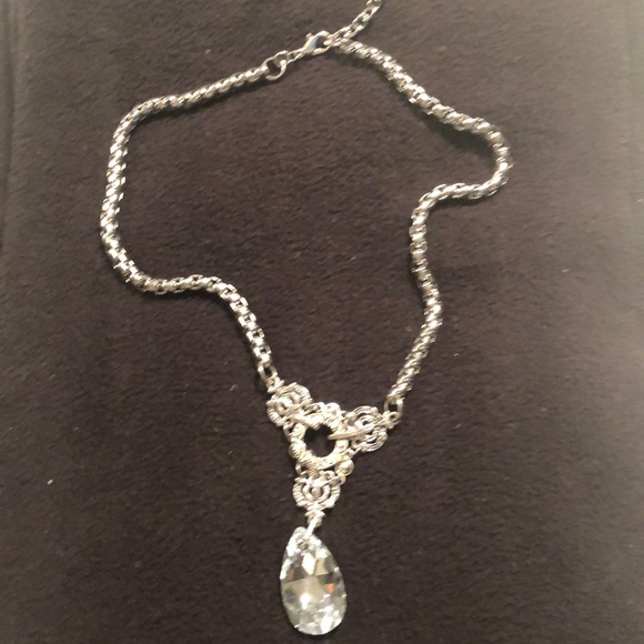 Necklaces - Picture 1 of 3